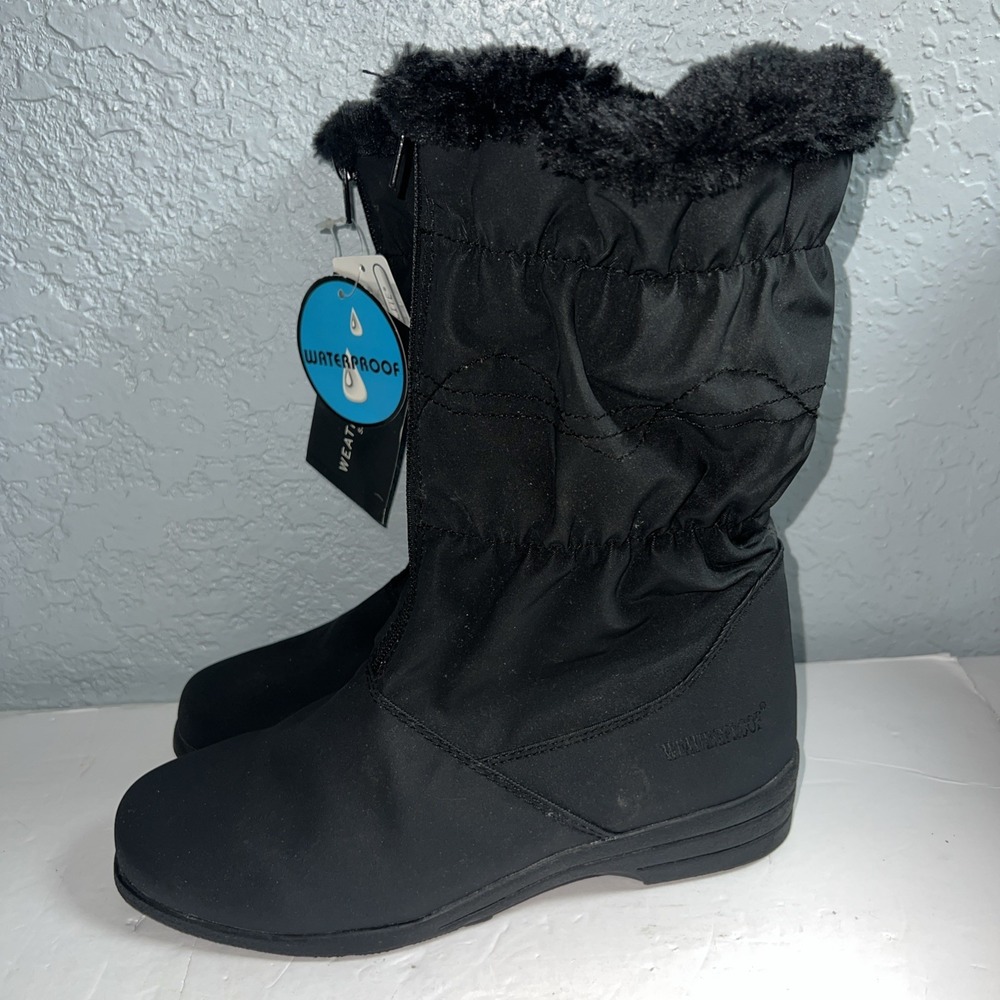 Weatherproof brand Women's Quilted Fur Lined Front zip Winter Boots Size 8M